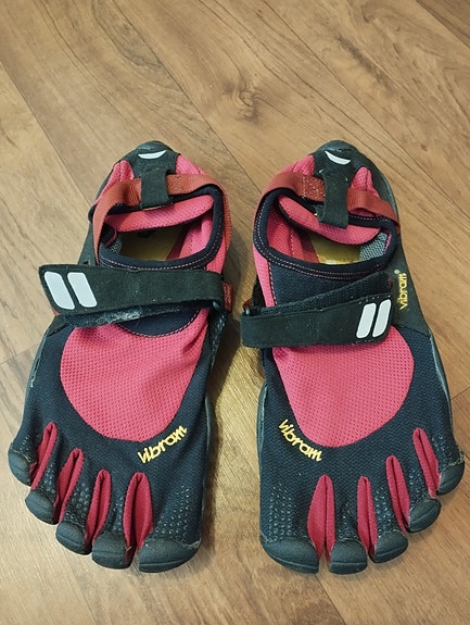 Vibram fivefingers 42