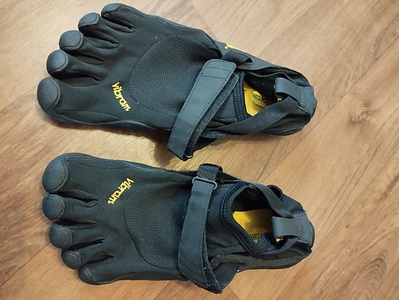 Vibram Fivefingers 43