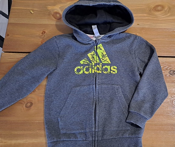 Adidas huppari 104