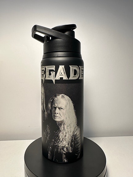 Megadeth tekstillä kevyt alumiini juomapullo.