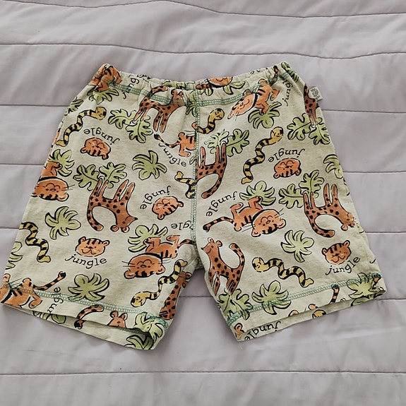 Tutta shortsit, koko 100