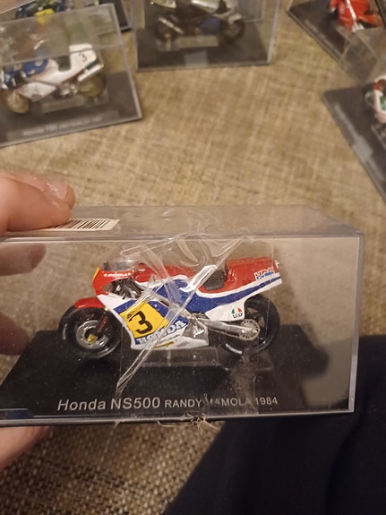 Product image 6 of 10