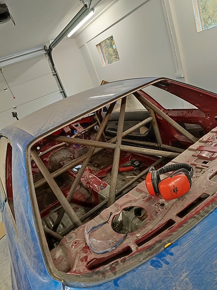 Turvakaaret R32