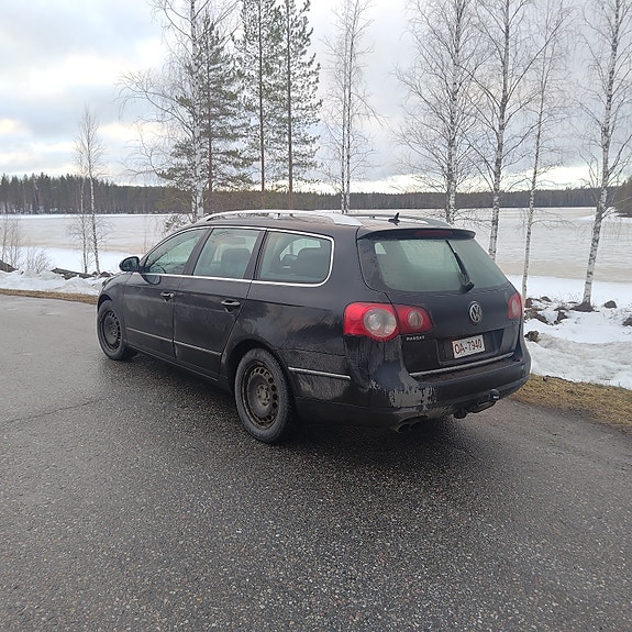 VW Passat -06 2,0TDI 170hv manuaali puretaan