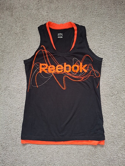 Naisten Reebok hihaton urheilupaita
