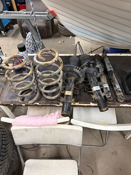 Volkswagen t5 transporter Bilstein jouset ja iskunvaimentimet