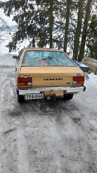 Datsun Cherry N10 takapuskuri