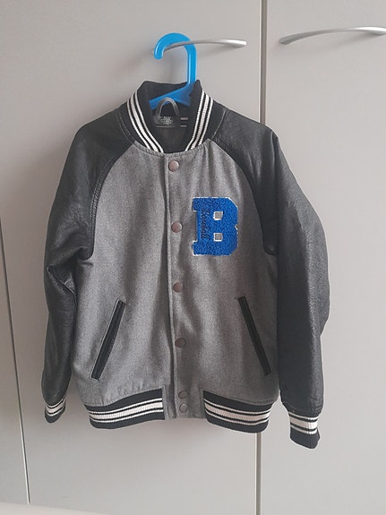 Varsity takki 140cm