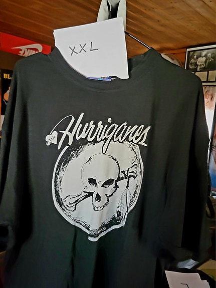 Hurriganes t-paita koko XXL
