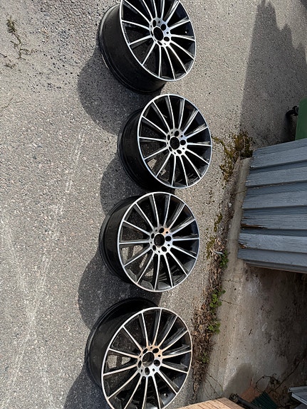 Mercedesbenz OEM 20” AMG vanteet