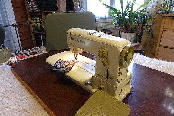 Product image 4 of 9