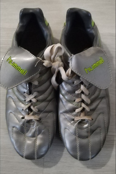 Hummel-jalkapallokengät 42