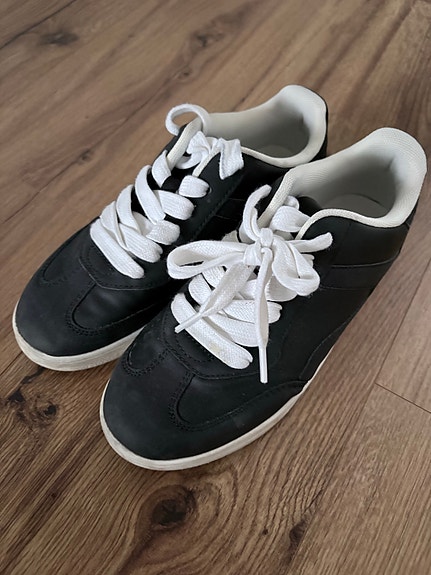 H&M tennarit 35