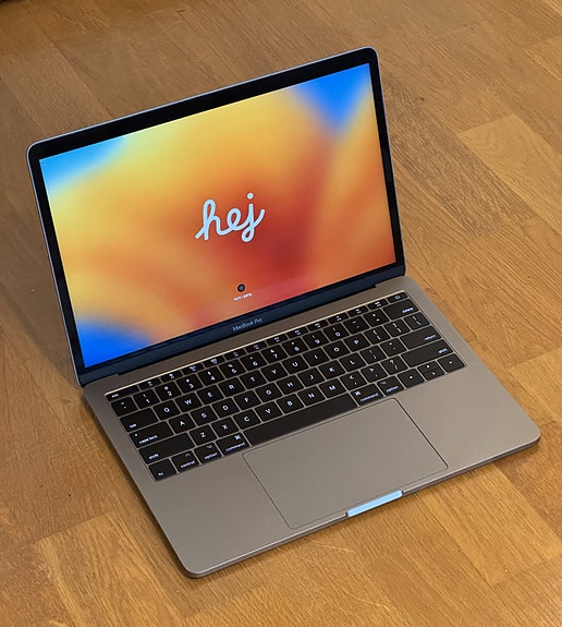 Apple MacBook Pro 13'' 2017 | Tori