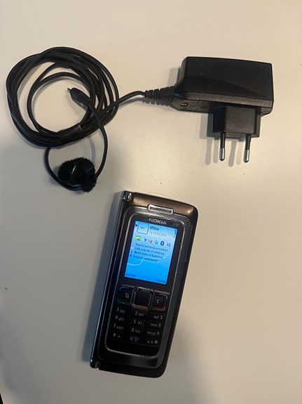 Nokia E90