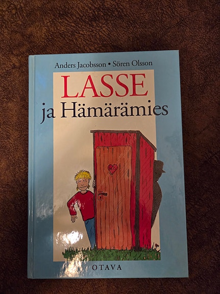 Anders Jacobsson Sören Olsson Lasse ja Hämärämies kirja