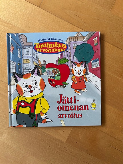 Richard Scarryn Touhulan arvoituksia, Jätti-omenan arvoitus ( 2011 )