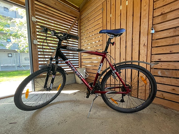 Trek maastopyörä