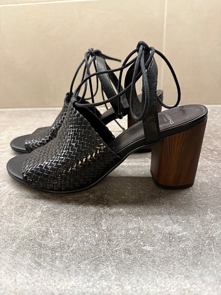 Vagabond sandaletit koko 40