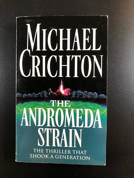 The Andromeda Strain by Michael Crichton (Book in English)