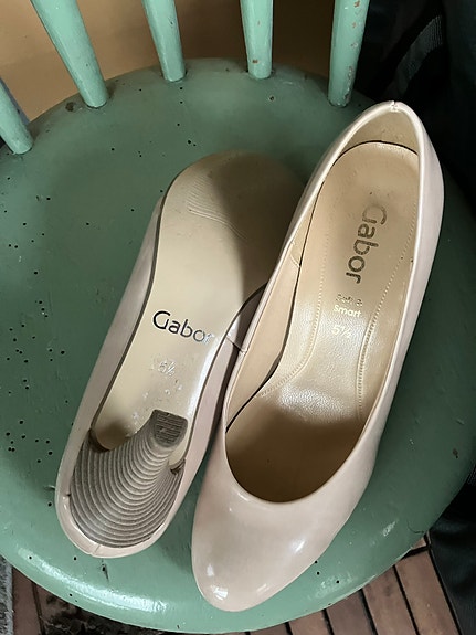 Uudenveroiset Gabor Soft & Smart nahka-avokkaat nude 38,5