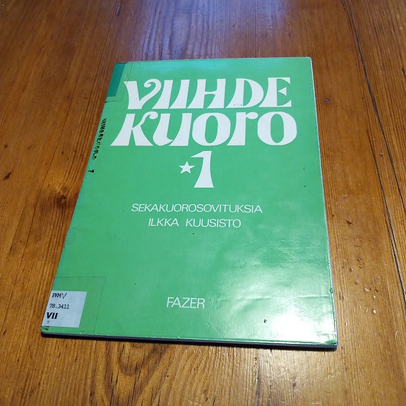 Viihdekuoro 1 – sekakuorosovituksia / Ilkka Kuusisto