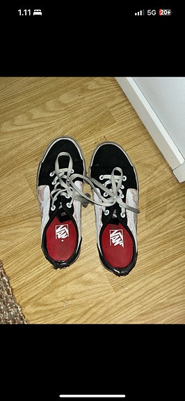 Vans tennarit