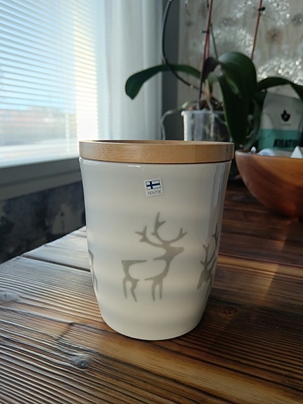 Pentik Saaga säilytyspurkki