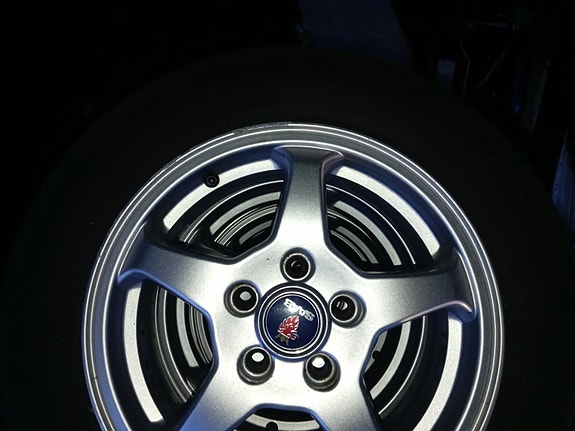 Saabin 5x110 alkuperäiset 15" vanteet
