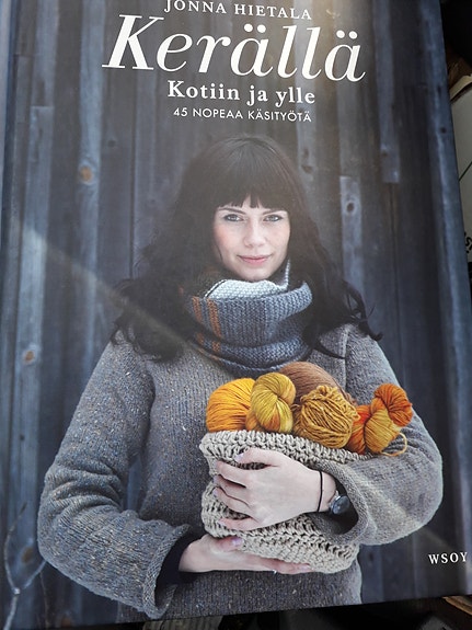 Jonna Hietala : Kerällä