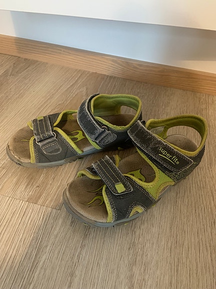 Superfit sandaalit pojille koko 32 harmaa–lime