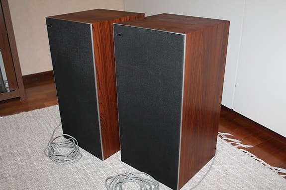 2kpl Bang & Olufsen kaiuttimet 70-luku 51cm B&O Beovox 3702 puiset vintage