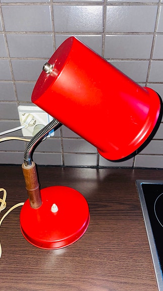 Retro Lival pöytävalaisin Lival