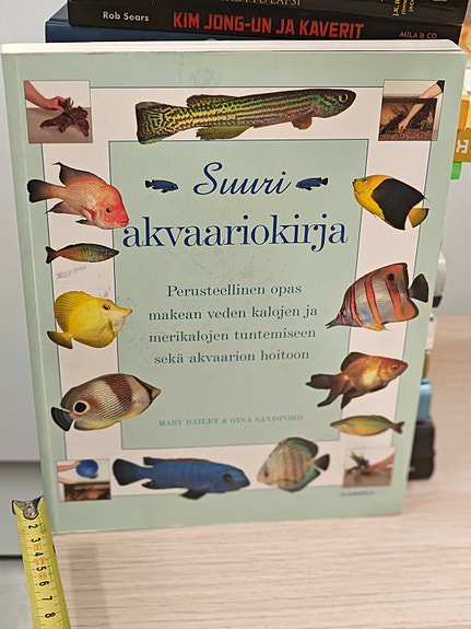 Suuri akvaariokirja kirja