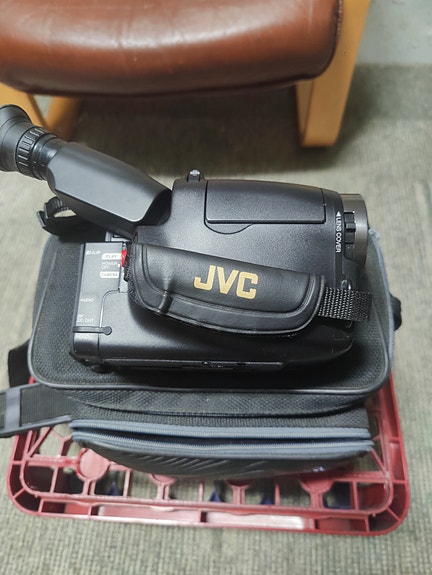JVC compact VHS video kamera