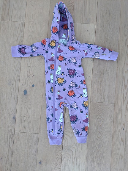 Moomin jumpsuit koko 80