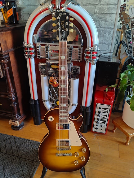 Gibson Les Paul Traditional sähkökitarat sunburst