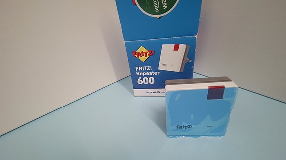 Uudenveroinen FRITZ!Repeater 600 Wi-Fi -laajennin
