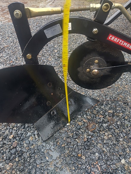 nurmikon ilmastointilaite n. 100 cm ja 1-siipinen aura puutarhatraktoriin
