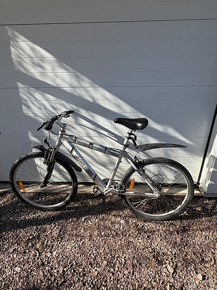 Kuwahara alumiinirunko/ Street bike