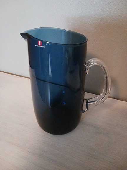 Iittala kaadin tummansininen lasi