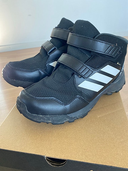 Adidas Terrex lasten kengät koko 39 musta unisex