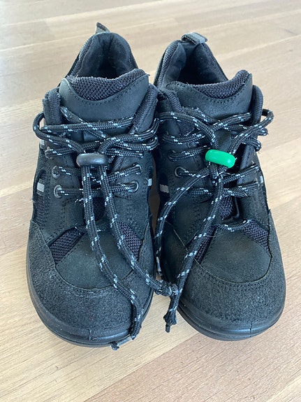 Kuoma lasten kengät koko 38 musta unisex