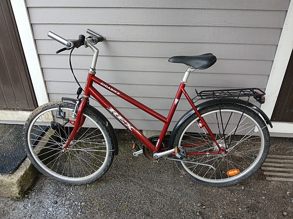 Gigabike rex 26" Naisten pyörä 7 vaihdetta