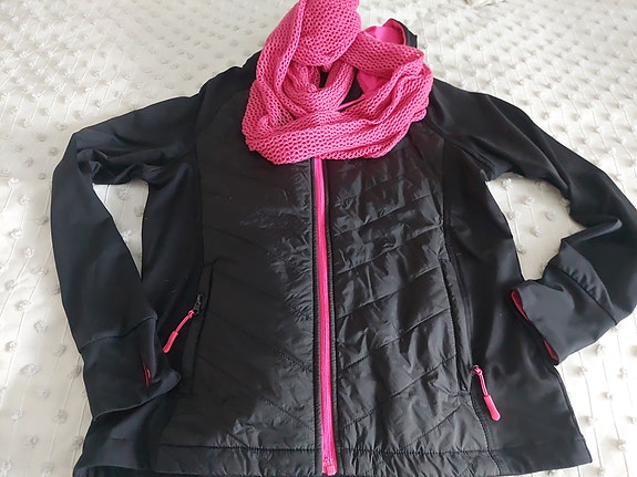 Future Sport naisten musta kevättakki koko:L-XL