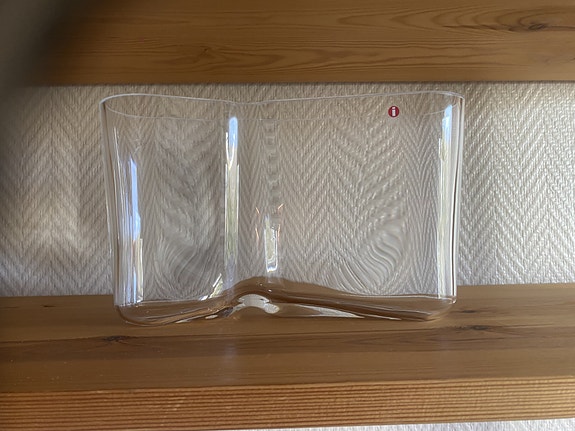 Iittala Muotka maljakko, 16 x 27, kirkas, signeerattu Harri Koskinen.