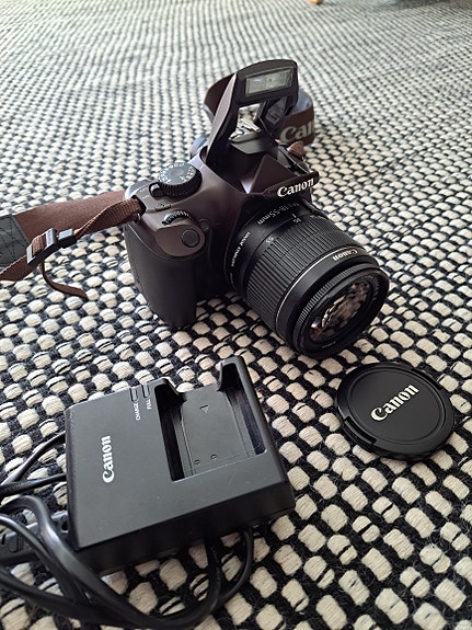 Canon eos 1100D
