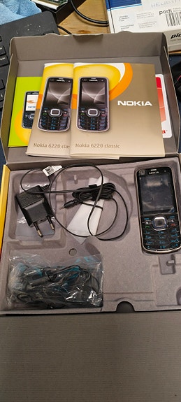 NOKIA 6220 CLASSIC ALKUPERÄINEN PAKETTI + VARUSTEET (ReUsed)
