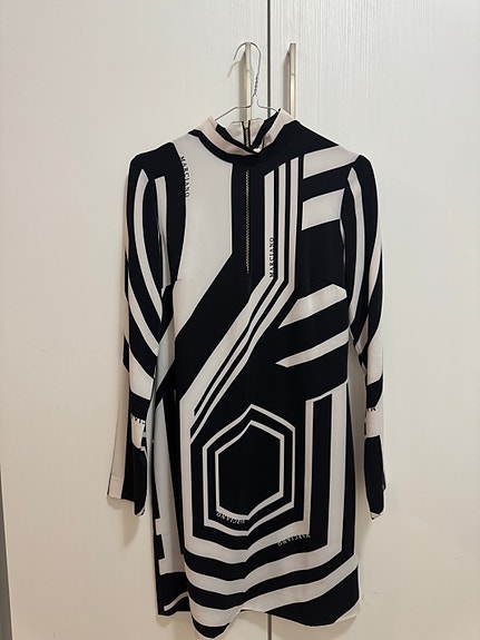 Guess by Marciano mekko