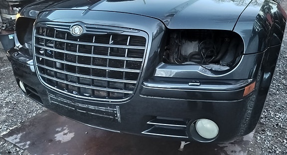 Chrysler 300C osina